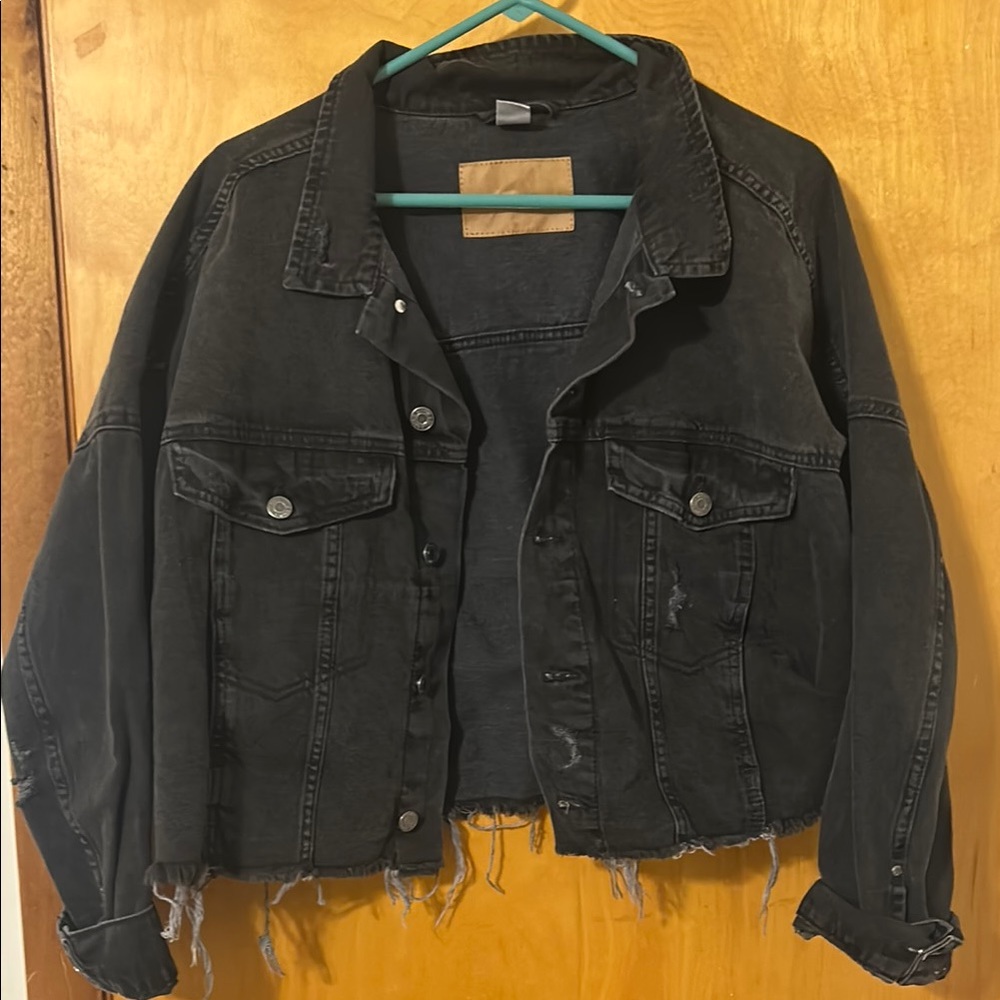 H&M Black Denim cropped Jacket Modern Style